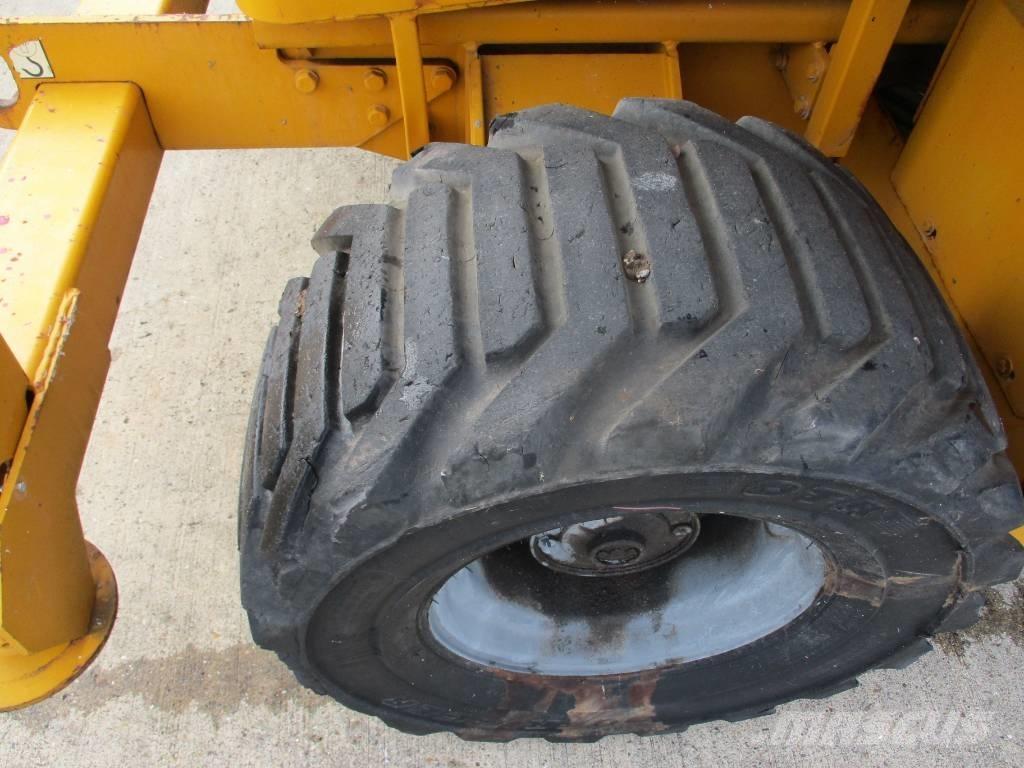 JLG 3394RT (535) Ножничные подъемники