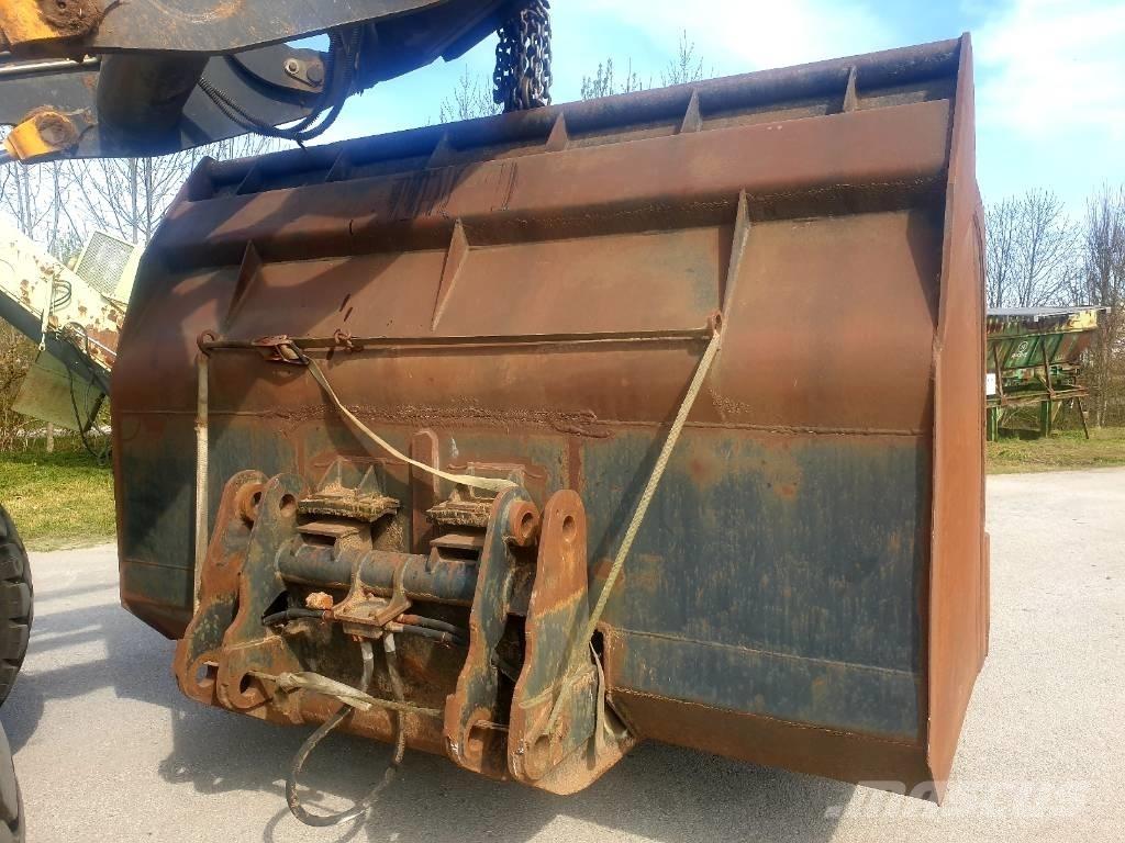  GODET GHD 8M3 Ковши
