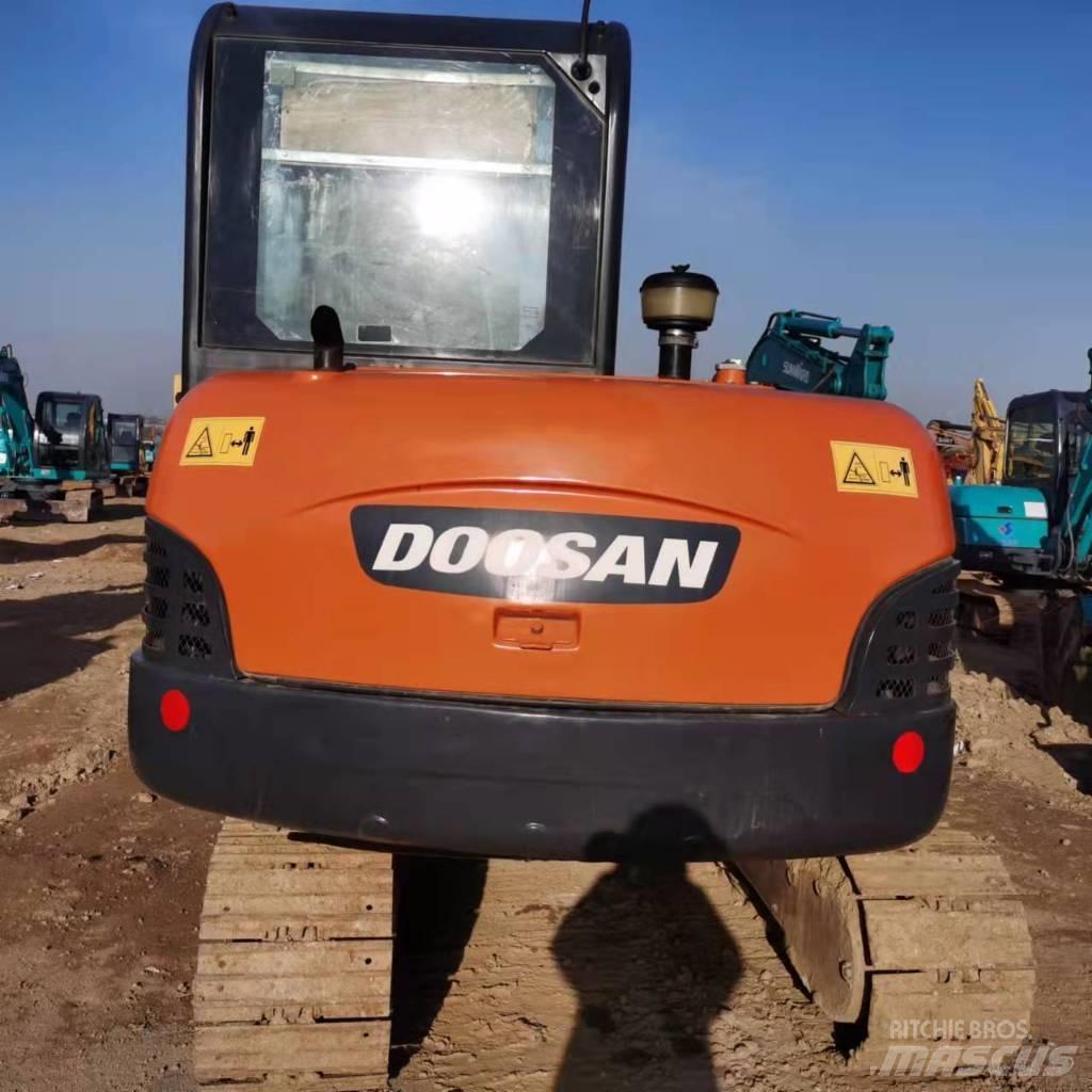 Doosan DH60-7 Гусеничные экскаваторы