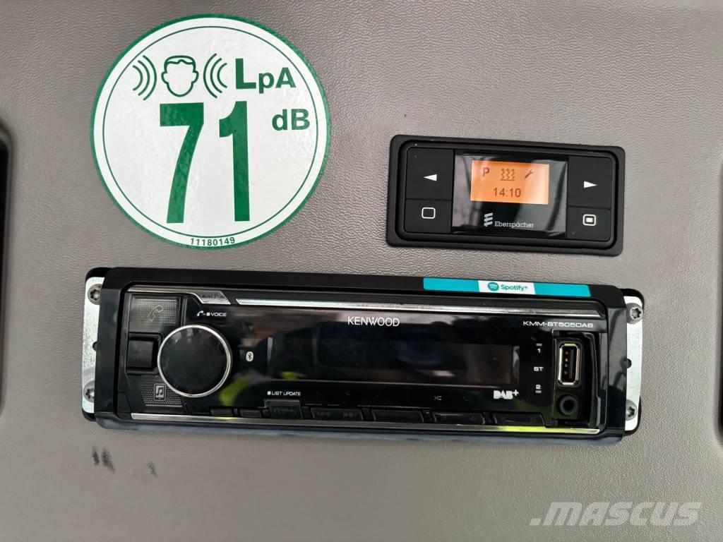 Volvo ECR 235 E Гусеничные экскаваторы