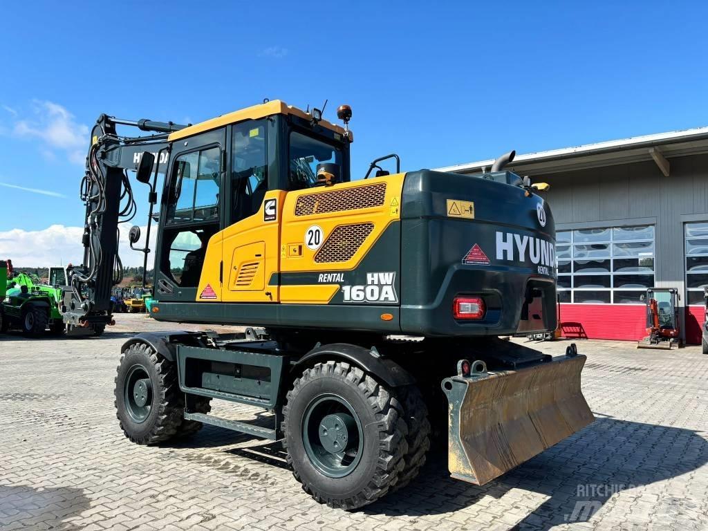 Hyundai HW160A Колёсные экскаваторы