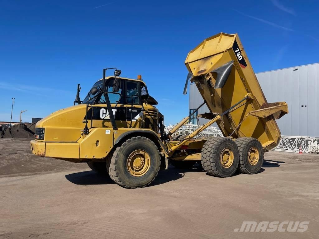 CAT 730 Шарнирно-сочленённые самосвалы
