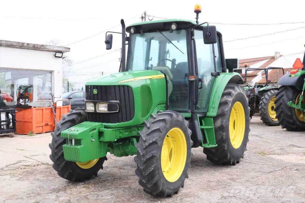 John Deere 6120 Трактора