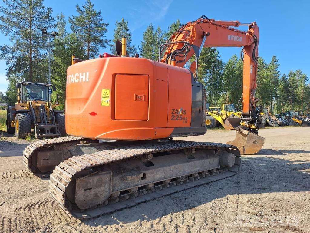 Hitachi ZX225USLC-5 Гусеничные экскаваторы