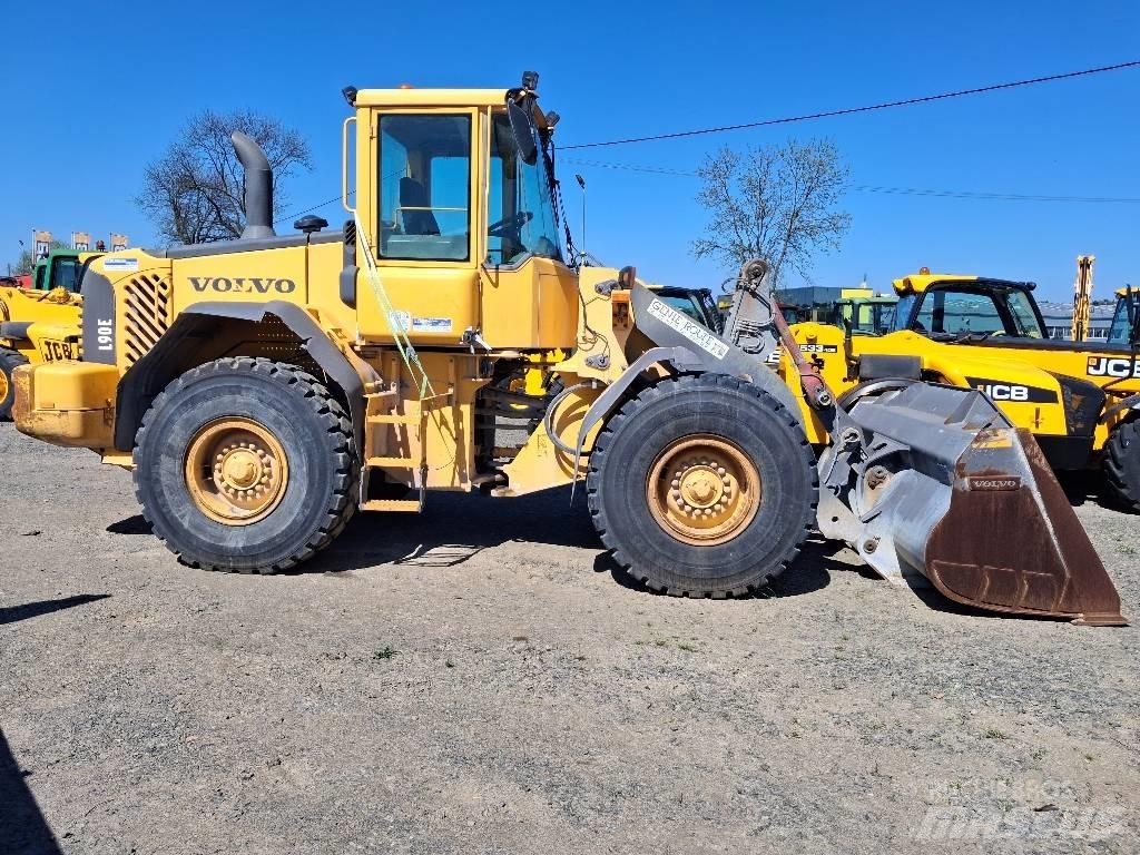 Volvo L 90 E Фронтальные погрузчики