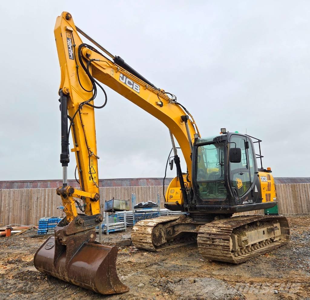JCB JS 131 LC Гусеничные экскаваторы