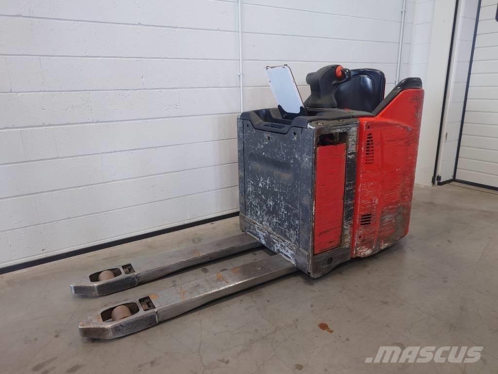 Linde T20SP/131 Самоходные электрические тележки