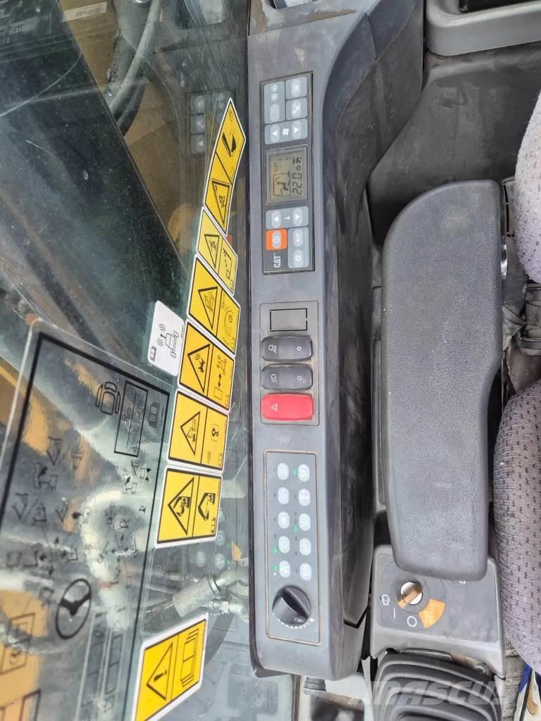 CAT M 318 F Колёсные экскаваторы