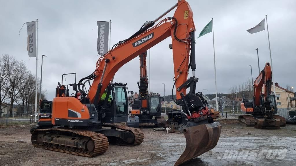Doosan 235 LCR Гусеничные экскаваторы