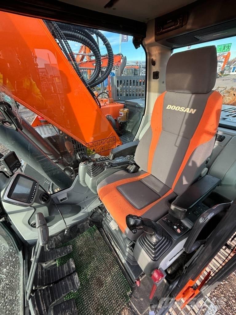 Doosan 235 LCR Гусеничные экскаваторы