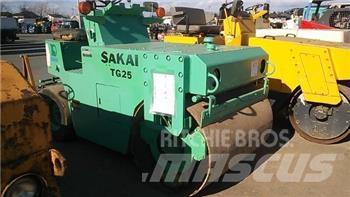 Sakai TG25 Катки для газонов