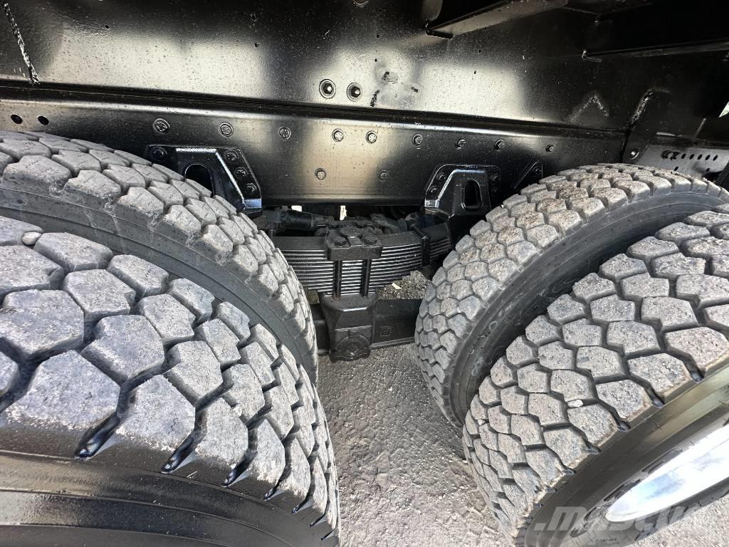 Freightliner 114 SD Ассенизаторские машины