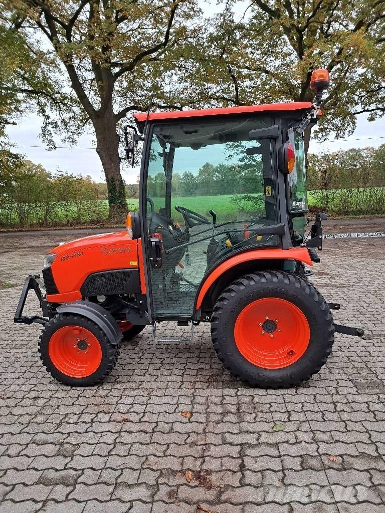 Kubota B2231 H-C Трактора