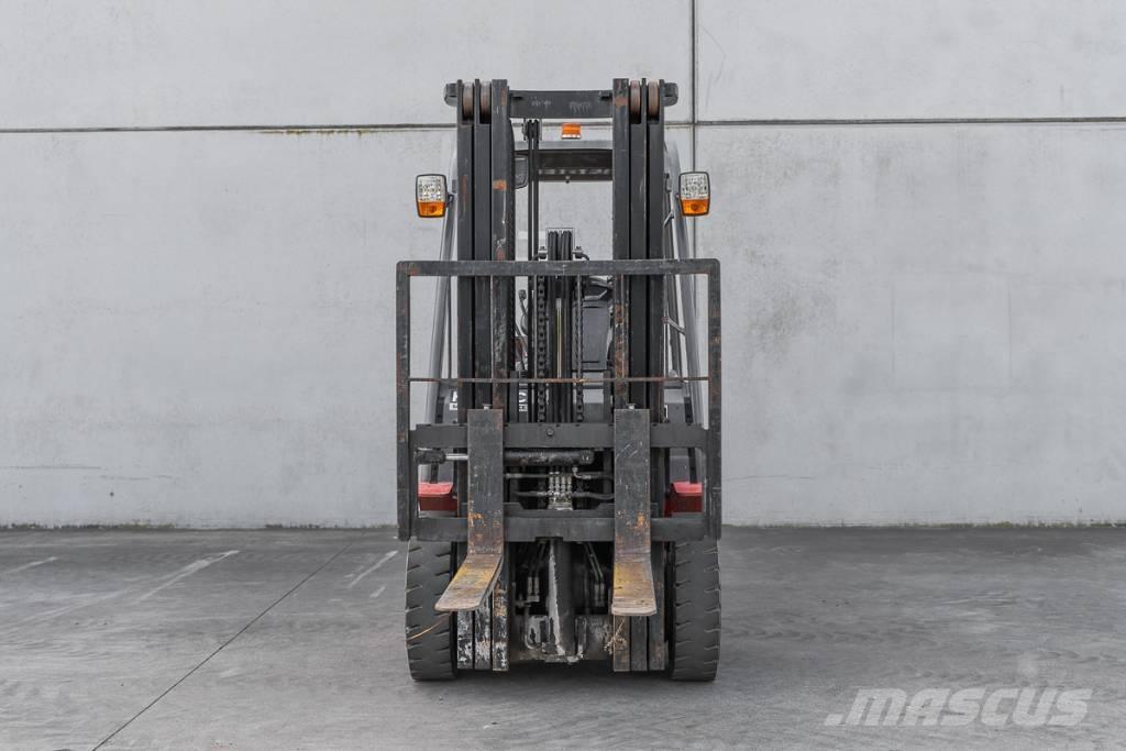 Manitou MI 25 D Дизельные погрузчики