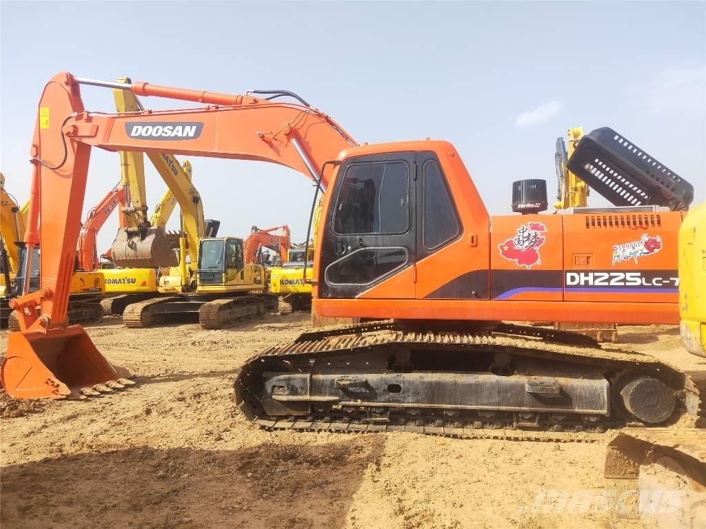 Doosan DH225LC-7 Гусеничные экскаваторы