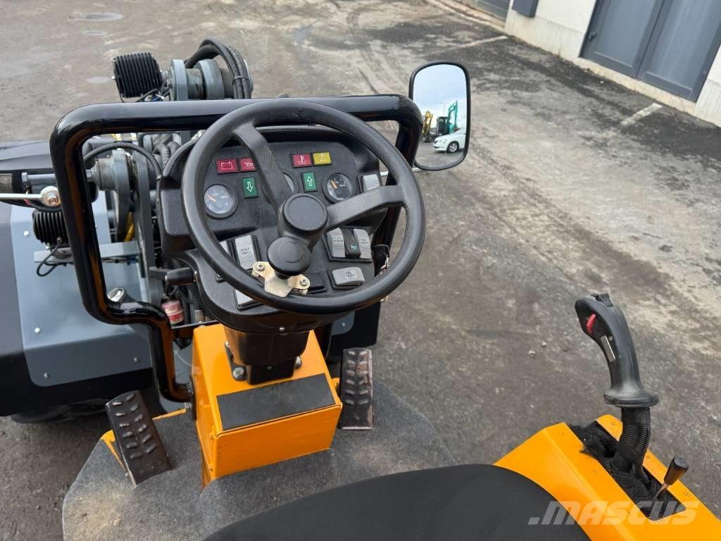 GiANT V 451 T X-Tra Малые погрузчики