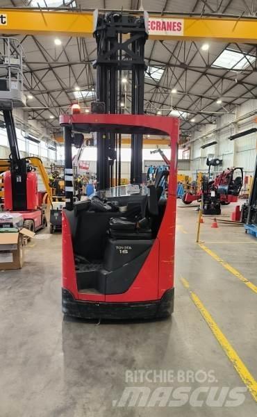 Manitou 8FBRE16 Самоходные электроштабелёры