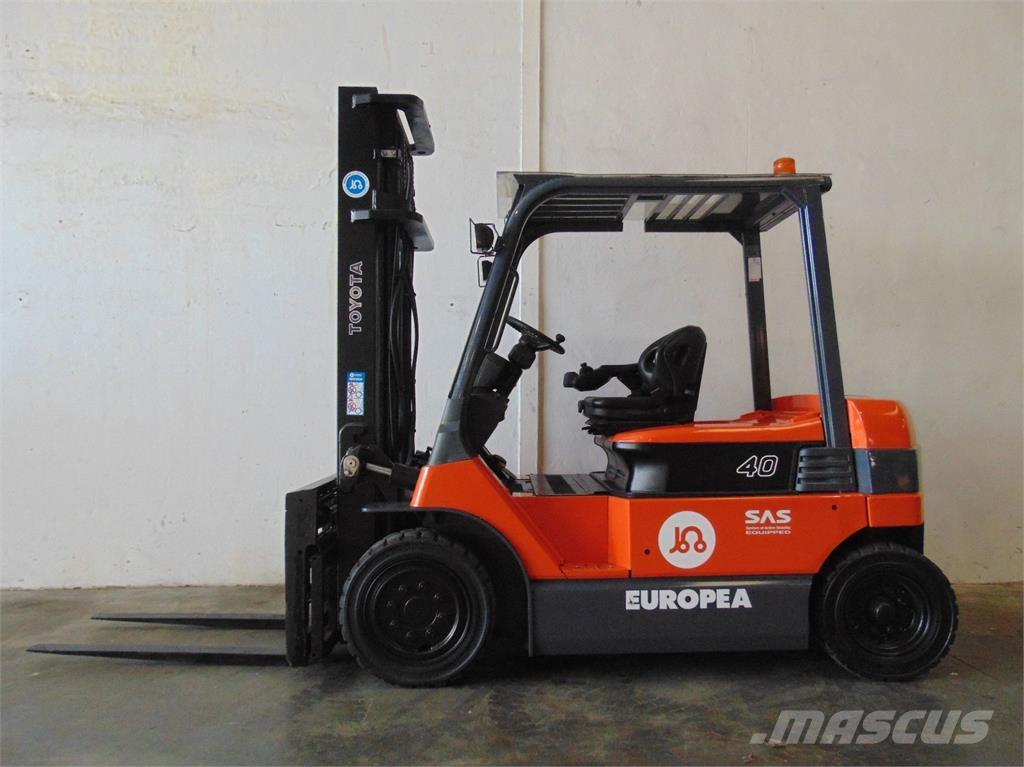 Toyota 7FBMF40 Электропогрузчики