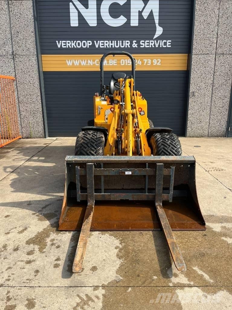 Knikmops KM 250 Фронтальные погрузчики