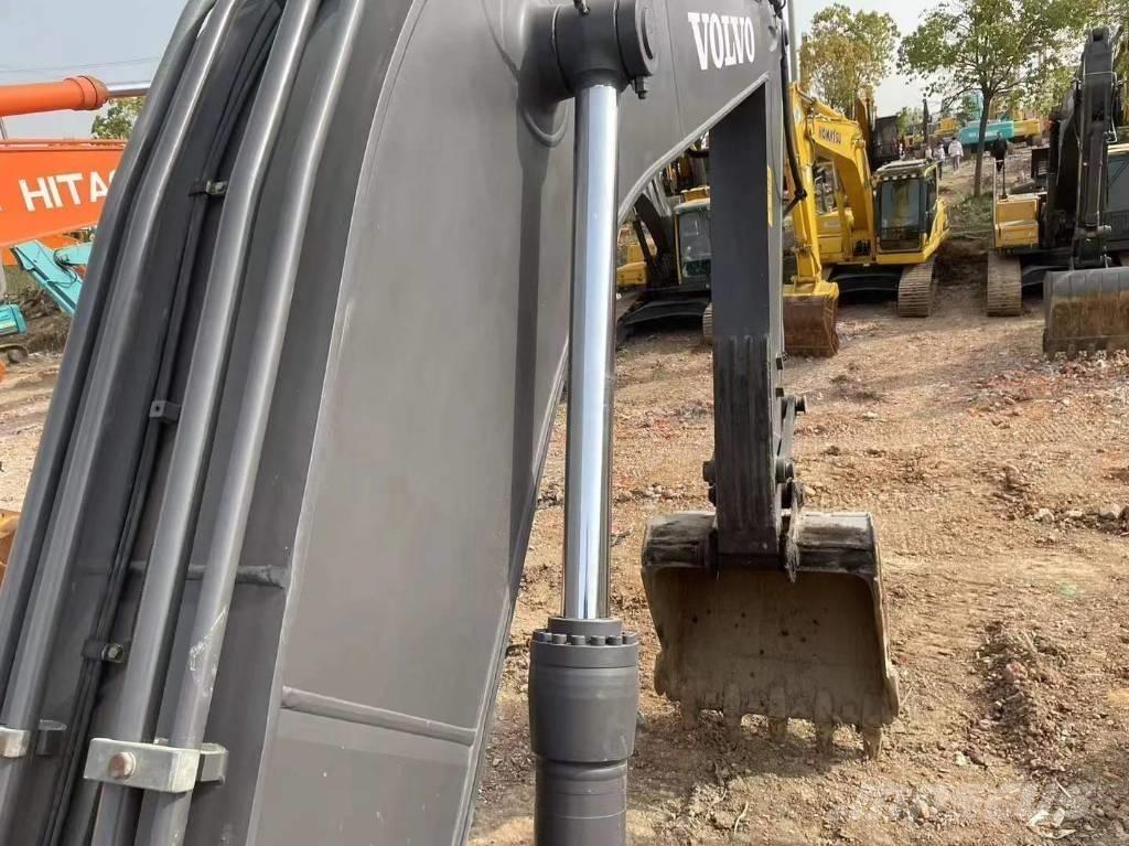 Volvo EC 250 D Гусеничные экскаваторы