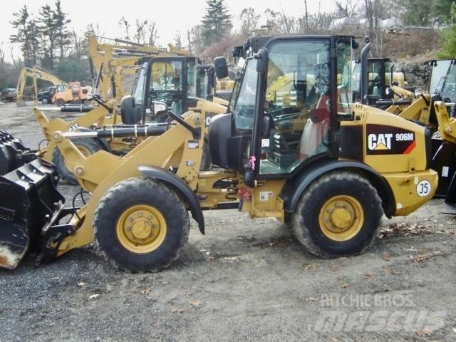CAT 906 M Фронтальные погрузчики
