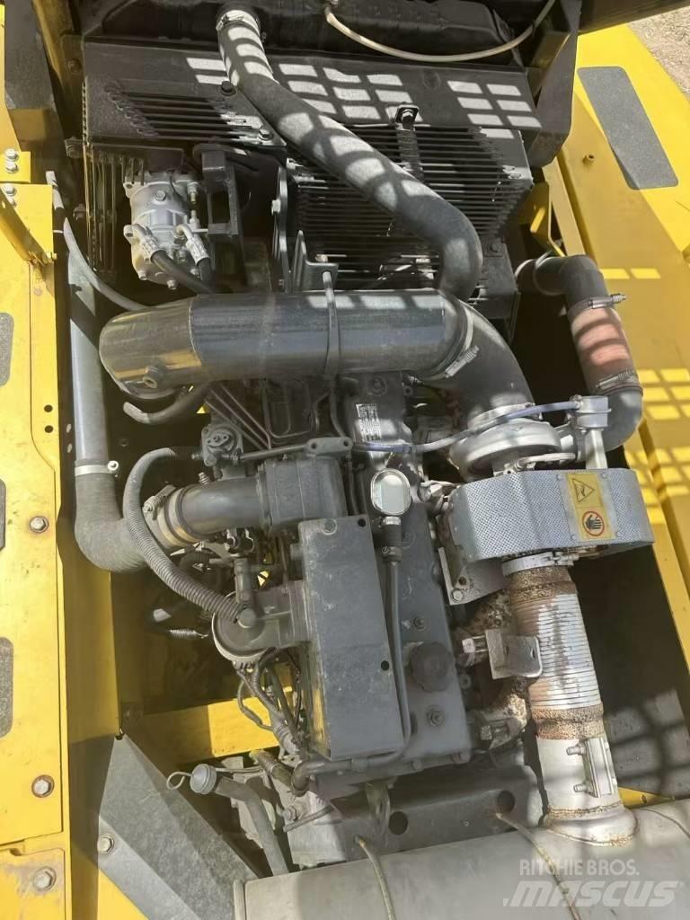 Komatsu PC 350 Гусеничные экскаваторы