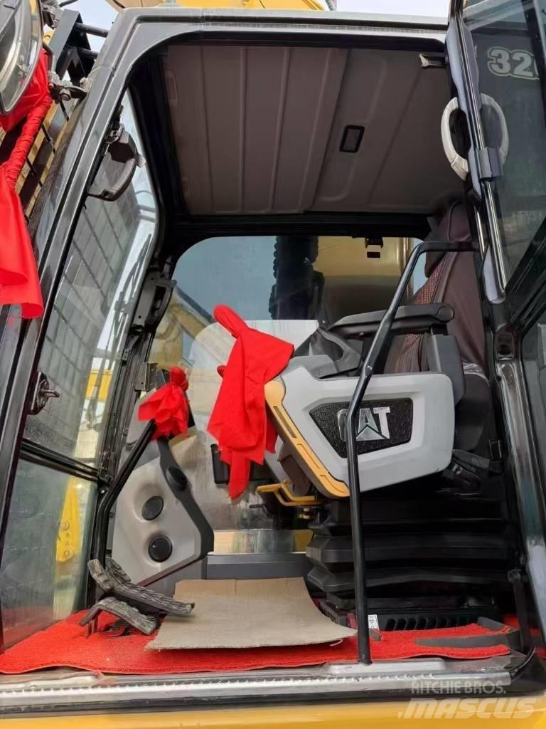CAT 320GC Гусеничные экскаваторы