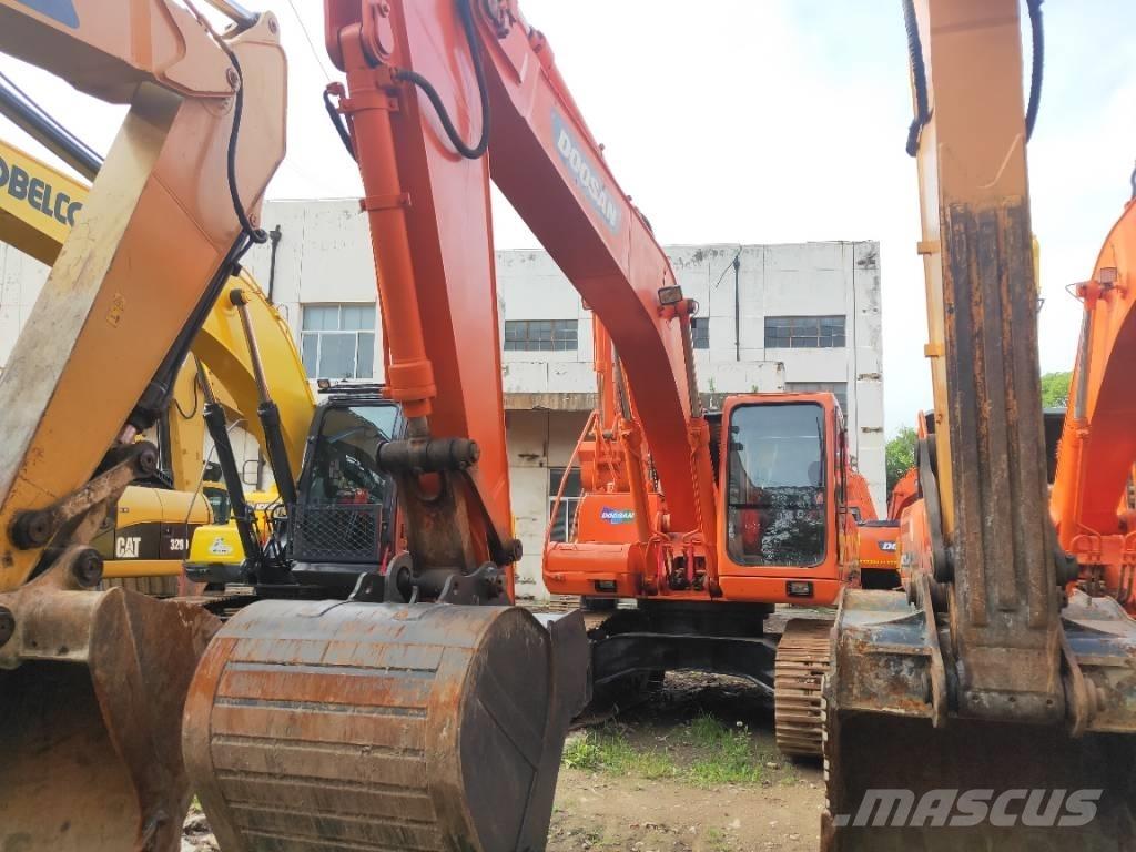 Doosan DH 215-9 Гусеничные экскаваторы