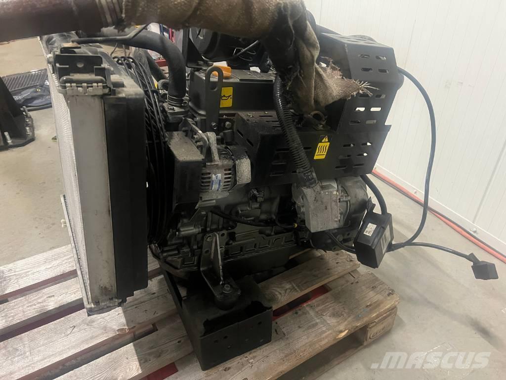 Yanmar 4TNV84T-GGEH Мини-экскаваторы