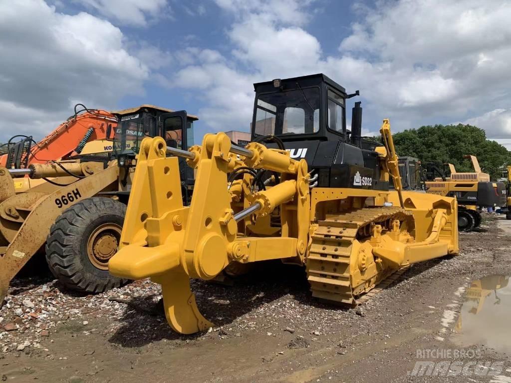 Shantui SD 32 Гусеничные бульдозеры