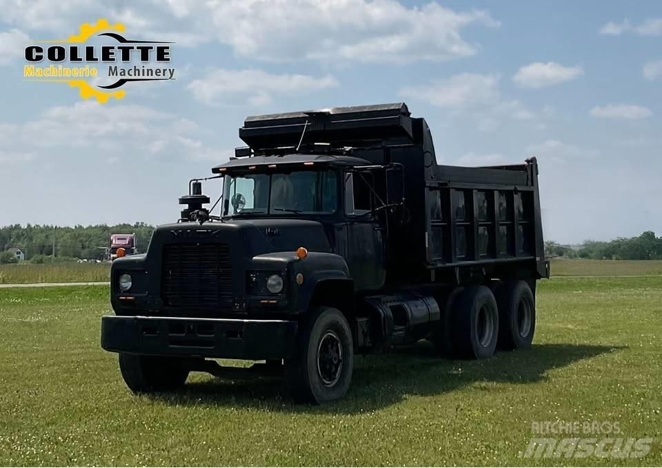 Mack R 688 ST Седельные тягачи