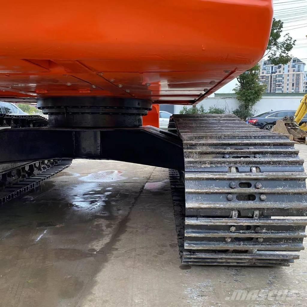 Doosan DX 225 LC Гусеничные экскаваторы