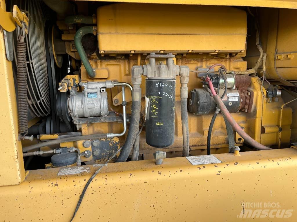 John Deere 770 BH Грейдеры