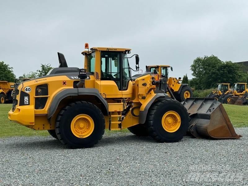 Volvo L 120 H Фронтальные погрузчики