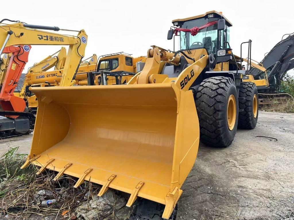 SDLG 958F Фронтальные погрузчики