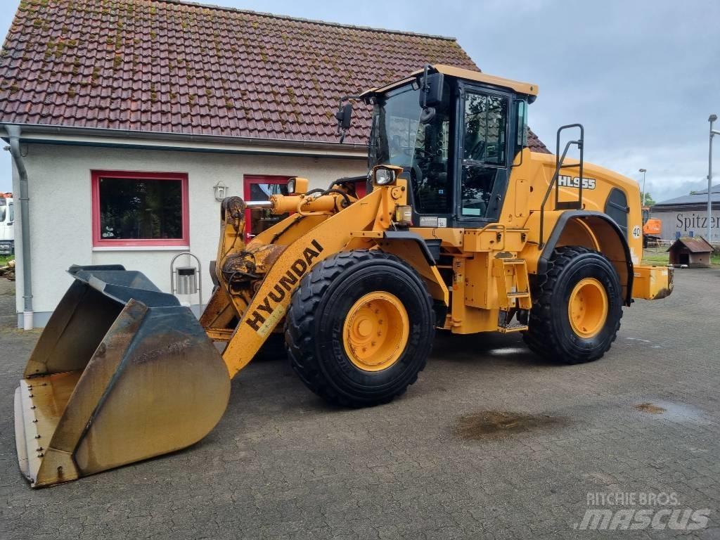 Hyundai HL 955 A Фронтальные погрузчики