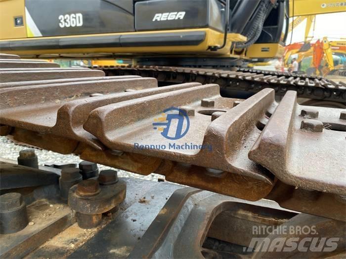 Komatsu PC450-8 Гусеничные экскаваторы