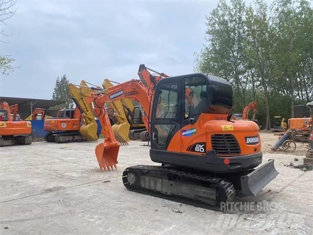 Doosan DX60 Мини-экскаваторы