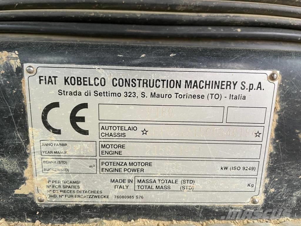 New Holland D180 Гусеничные бульдозеры