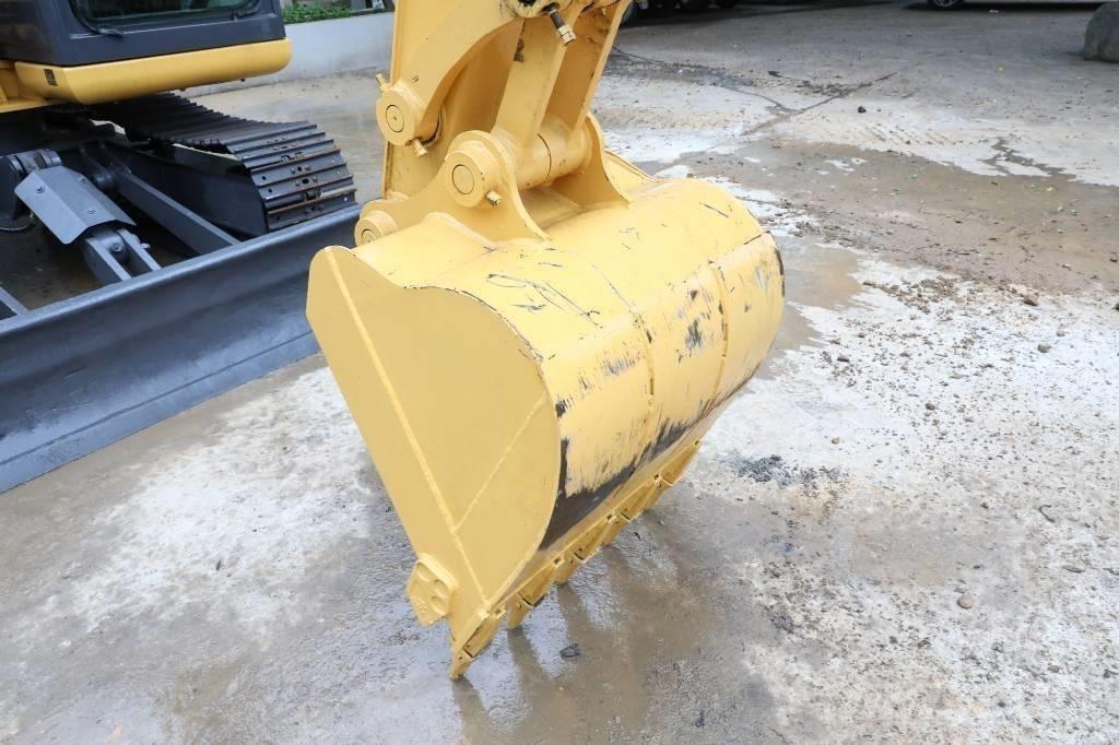 Komatsu PC 60-8 Гусеничные экскаваторы