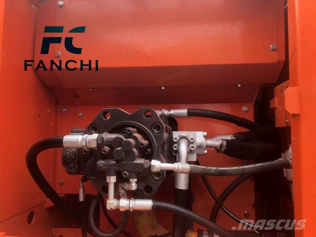 Doosan DX 225 LC Гусеничные экскаваторы