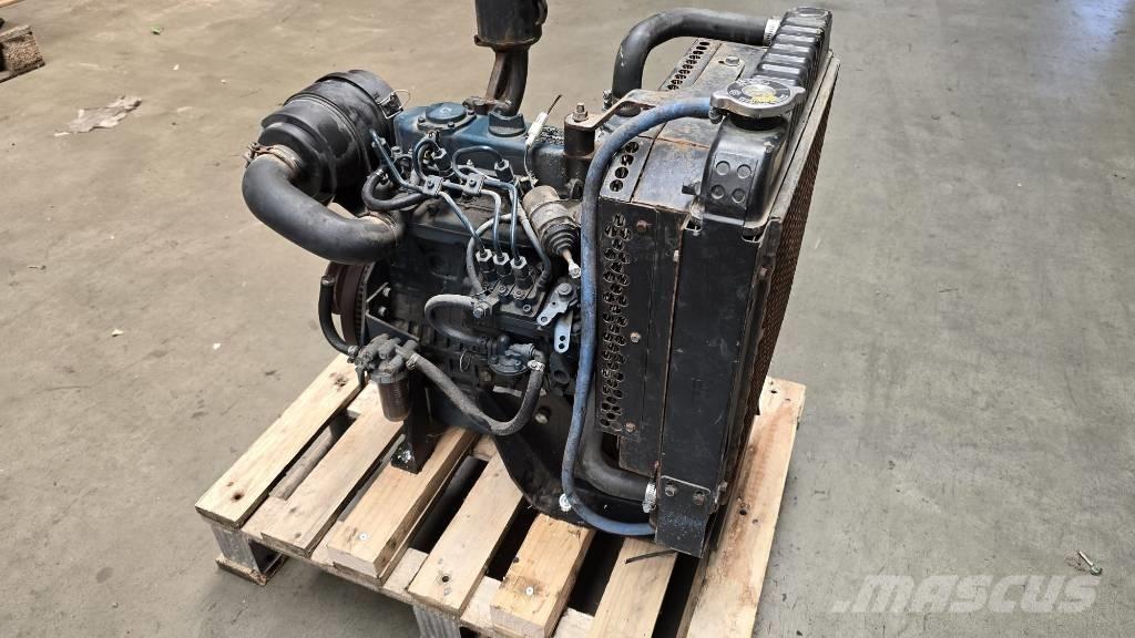 Kubota D902 Двигатели