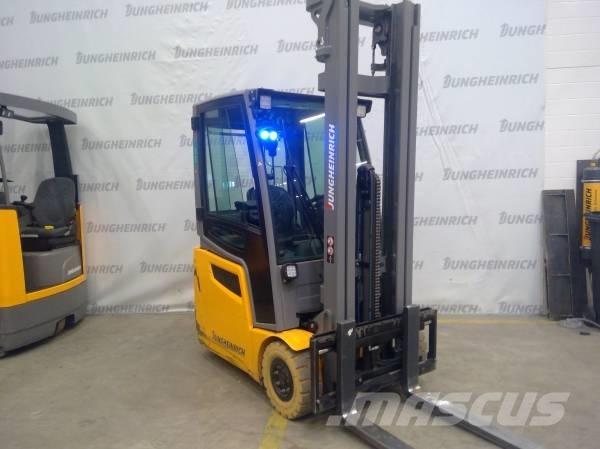Jungheinrich EFG 215 Электропогрузчики