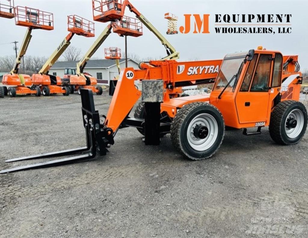 SkyTrak 10054 Телескопические погрузчики