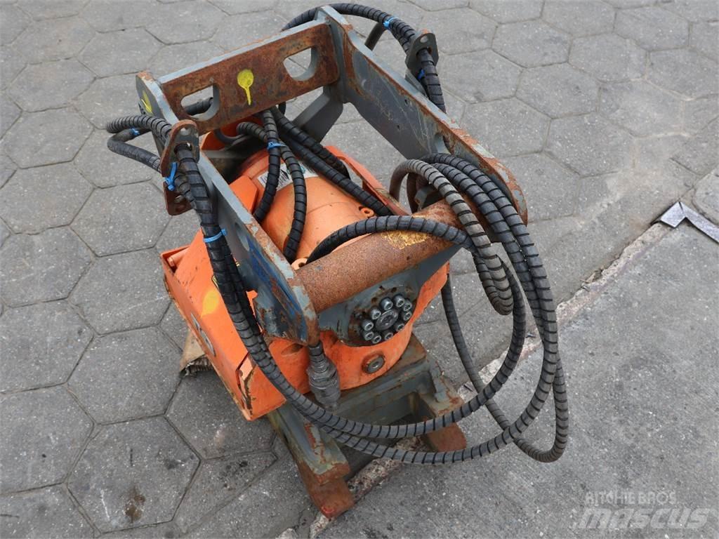  TILT ROTATOR TR07 Квик-каплеры