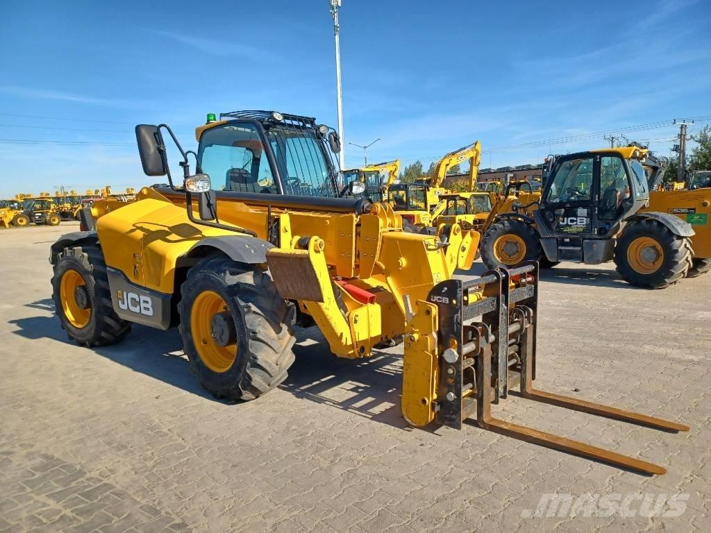 JCB 535-125 Телескопические погрузчики