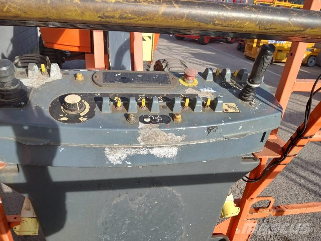 JLG 450 AJ Коленчатые подъемники