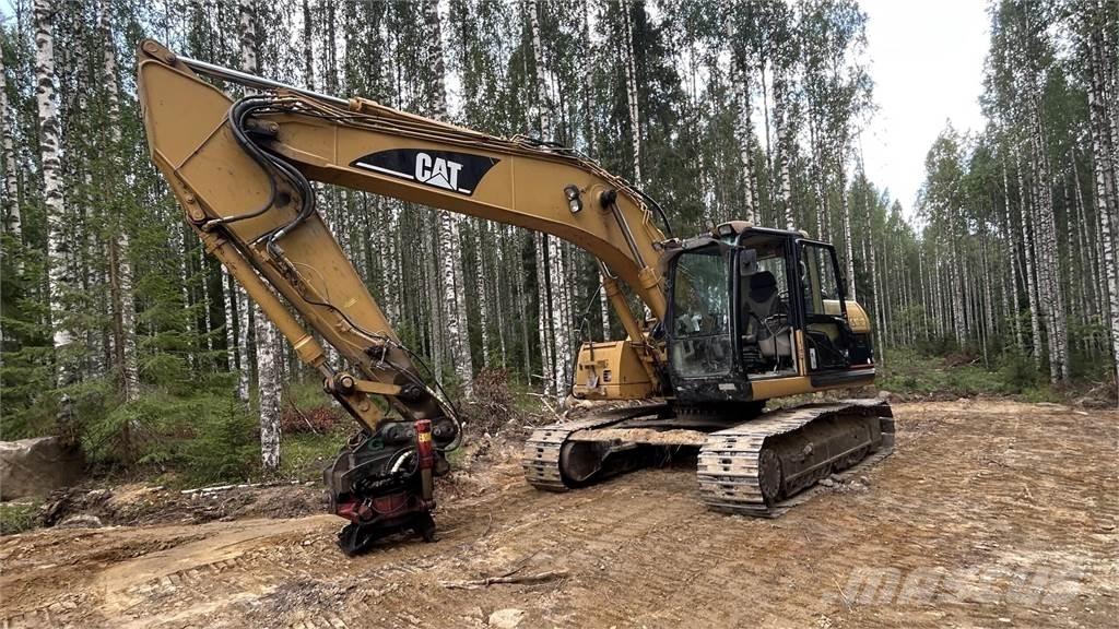 CAT 320C Гусеничные экскаваторы