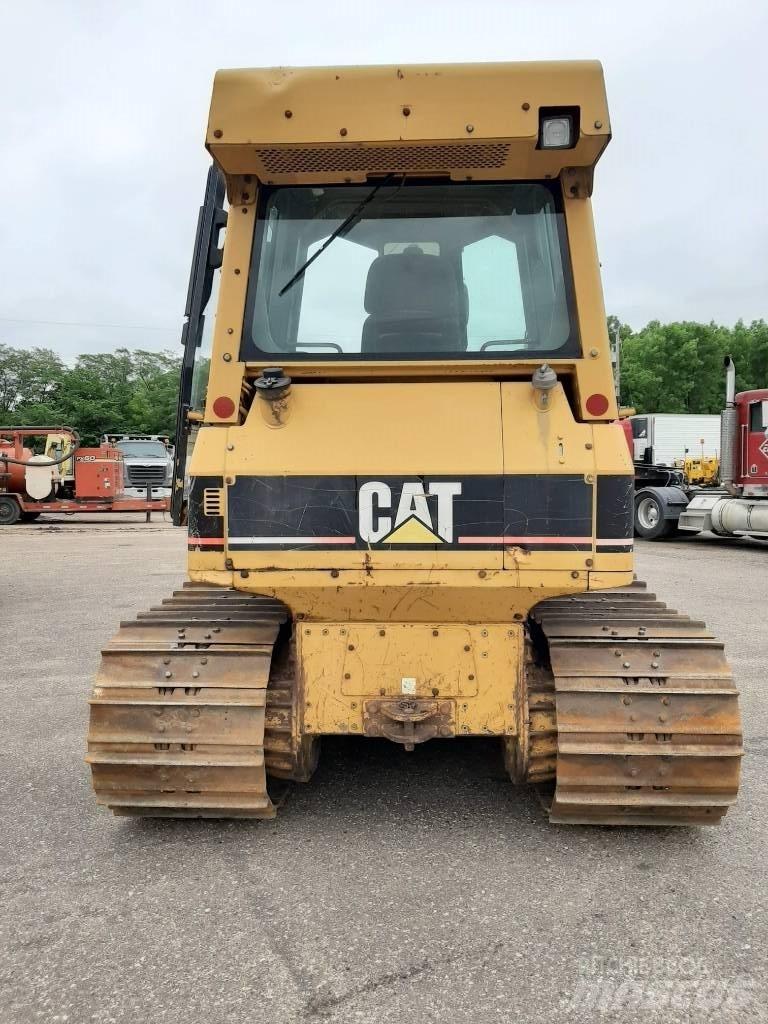 CAT D5GLGP Гусеничные бульдозеры