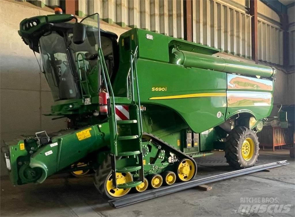 John Deere S690i Зерноуборочные комбайны